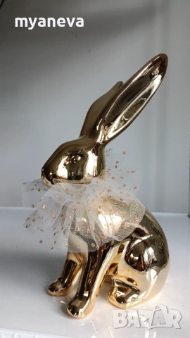 Порцеланово златно зайче, стилен акцент за всеки интериор . , снимка 2 - Статуетки - 53386855