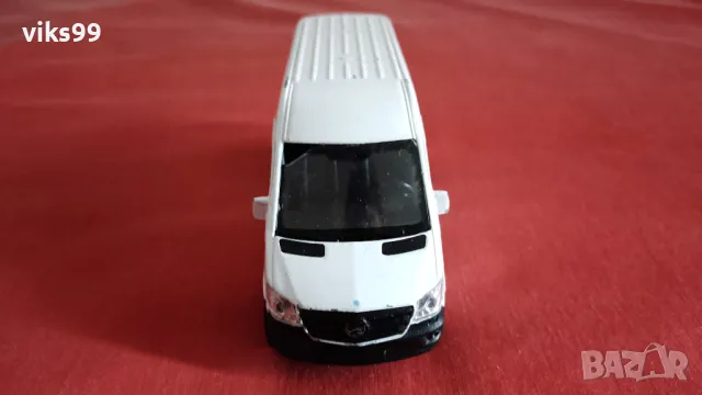 Mercedes-Benz Sprinter Panel Van Welly - Мащаб 1:34:39, снимка 7 - Колекции - 49225412