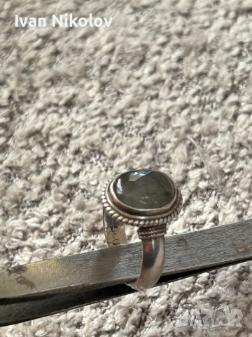 Дамски сребърен пръстен с лабрадорит