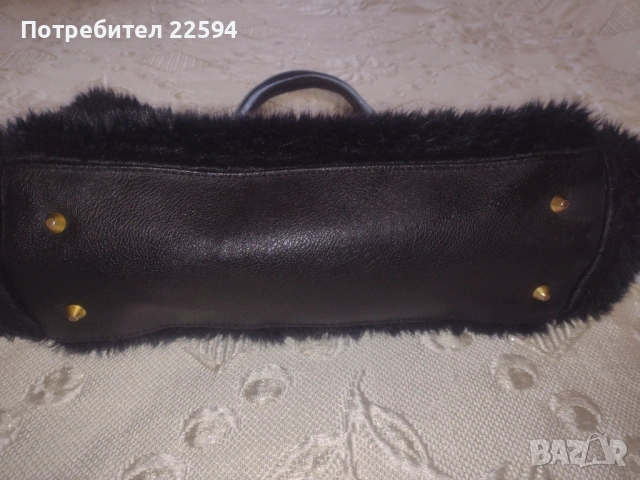 Черна дамска чанта, снимка 7 - Чанти - 54179881