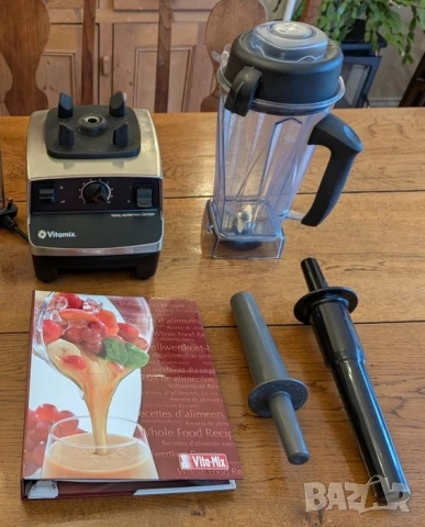 Американски блендер VITAMIX VM0109, снимка 2 - Блендери - 54276681
