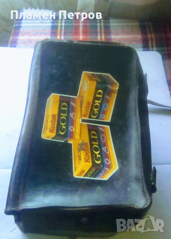 продавам Стара чанта с прегради естествения кожа.