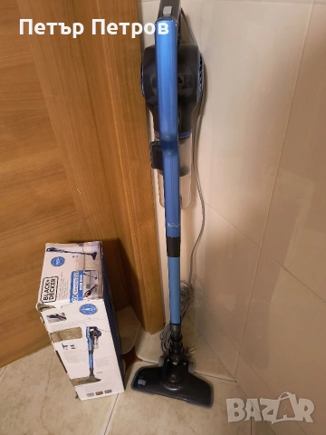 Вертикална прахосмукачка BLACK DECKER с кабел с следи от употреба 
