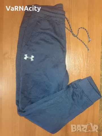 Under Armour size L , снимка 3 - Спортни дрехи, екипи - 47381663