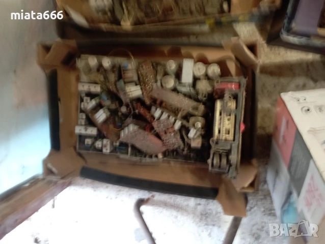 Стара електроника, снимка 15 - Антикварни и старинни предмети - 52202360