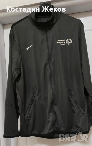 Мъжка оригинална ветровка. Nike DRI FIT 