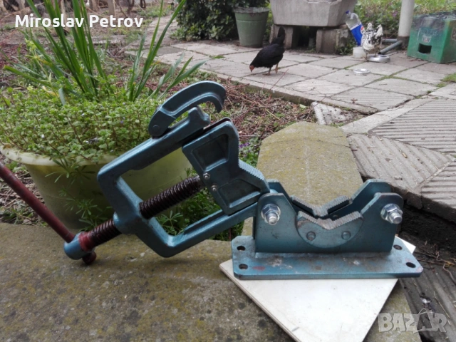 Ново - неизползвано тръбно менгеме немско оригинал Pionier., снимка 5 - Други инструменти - 53964489