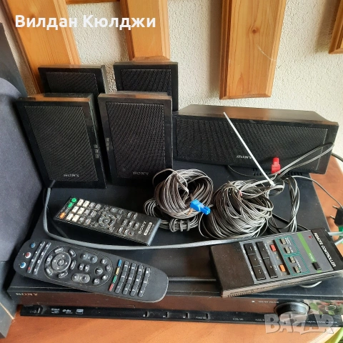 SONI DVD THEATRE SISTEM DAV-DZ330, снимка 2 - Плейъри, домашно кино, прожектори - 54190718