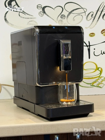 Кафемашина кафе автомат TCHİBO с гаранция, снимка 4 - Кафемашини - 54118368