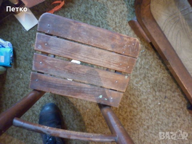 Старо дървено  столче  прочети описание, снимка 7 - Антикварни и старинни предмети - 45837414