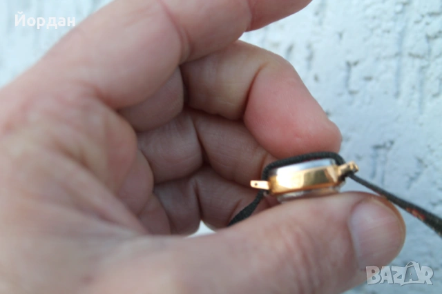 СССР Дамски позлатен часовник ЗАРЯ 17 камъка, снимка 10 - Дамски - 54044043