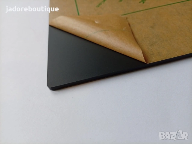 Акрилен лист Черен мат 42х29.5х0.3 см, снимка 2 - Други - 53482055