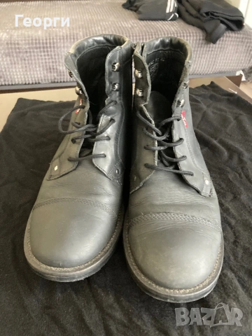 Оригинални боти Levi’s, снимка 11 - Мъжки боти - 53371088