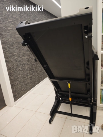 Бягаща пътека Lotto Fitness Smart, снимка 3 - Фитнес уреди - 53576291