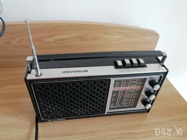 Радиоприемник UNIVERSUM TRN 1862, снимка 2 - Радиокасетофони, транзистори - 49959484
