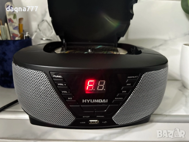 Hyundai радио диск usb за ремонт, или части ново, от Германия, снимка 16 - Аудиосистеми - 52374954