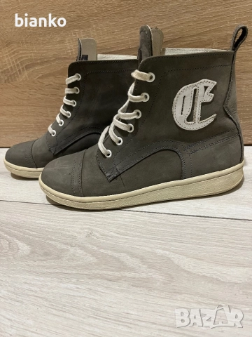 Кожени боти Buffalo