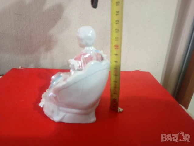 Порцеланова статуетка- дама, снимка 3 - Статуетки - 42969684