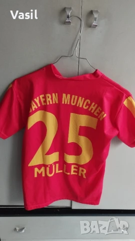 Оригинална тениска Байерн, снимка 13 - Фен артикули - 50475326