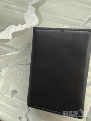 Кейс с Маг Сзфе за документи и карти