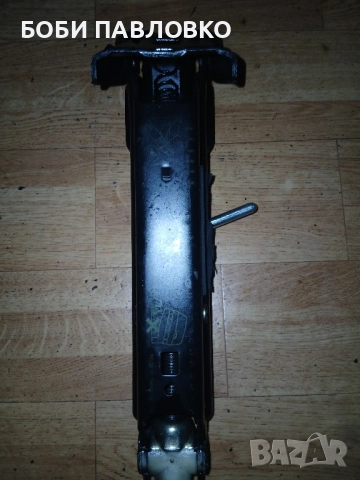 Оргинален крик волво оем, снимка 10 - Аксесоари и консумативи - 51975985