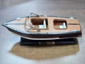 Дървен макет лодка Chris Craft Runabout, снимка 4