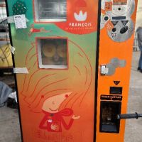 Вендинг/ Vending Zumex за фреш портокали, снимка 3 - Вендинг машини - 45439920