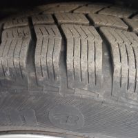 зимни гуми със железни джанти и оригинални тасове , снимка 7 - Гуми и джанти - 45572396