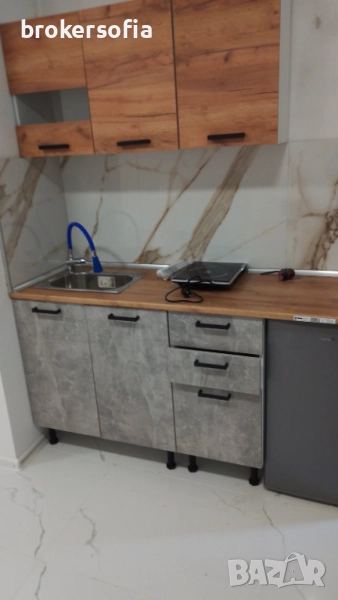 Едностаен (боксониера) под наем, бул. Христо Ботев., снимка 1