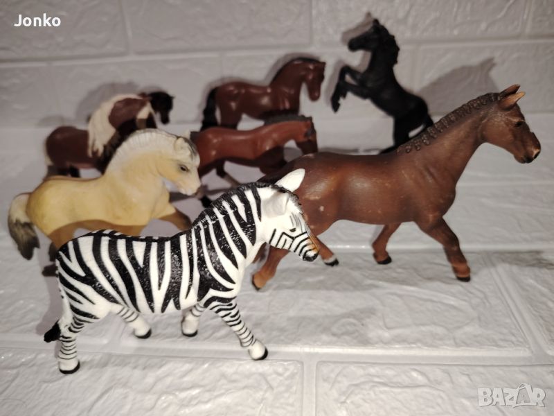 Фигурки Коне Schleich, снимка 1