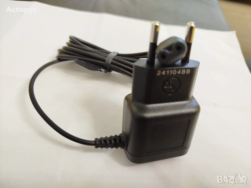Зарядно за машинка за подстригване PHILIPS HC 5612 Филипс, снимка 1