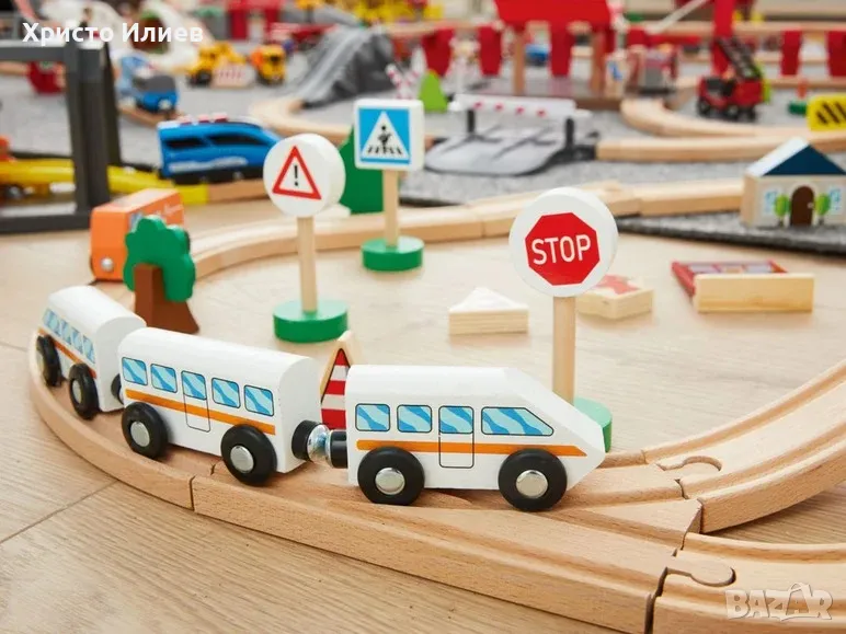 Влак с дървени релси Железница Дървен железопътен Град, снимка 1