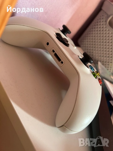 Оригинален Безжичен Контролер за Xbox One/Xbox One S, снимка 2 - Аксесоари - 54103752