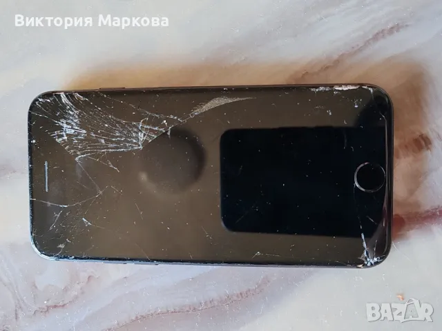 iPhone 8 за части , снимка 1 - Резервни части за телефони - 46848966