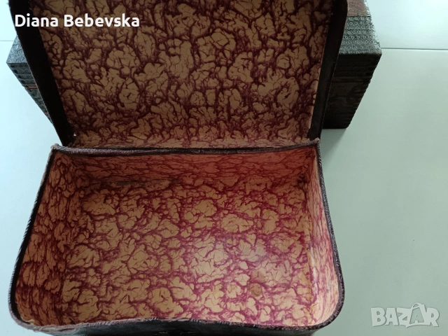 Кутии пирографирани за 25 евро и кожена за 15 евро Състояние ,видно от снимките., снимка 2 - Антикварни и старинни предмети - 53924521
