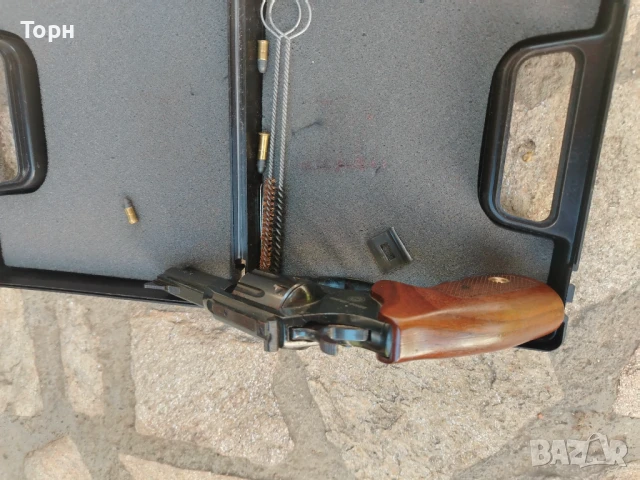 Пистолет чз зхр 22кал, снимка 1