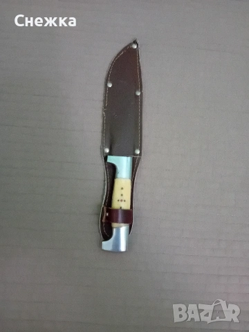 стар единствен нож