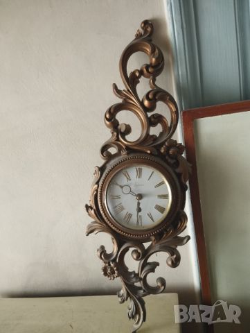  стенен часовник в бароков стил