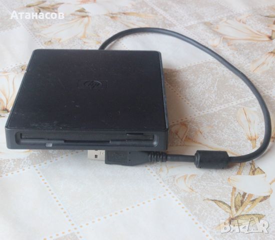 Флопи дисково устройство HP - USB Floppy Disk Drive , снимка 4 - Други - 46017889