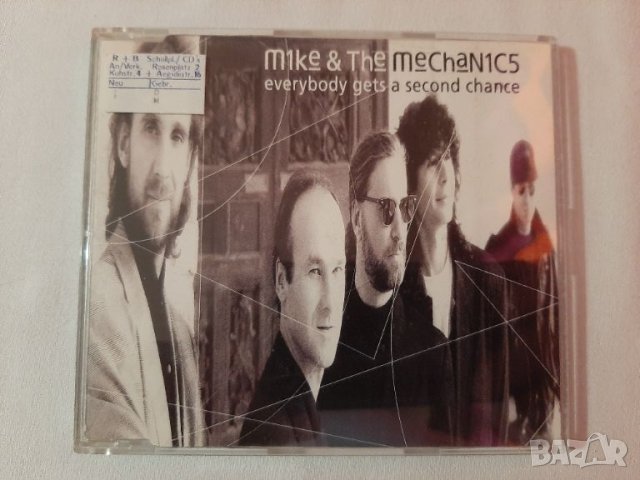 Mike&the mechanics , снимка 4 - CD дискове - 46156331