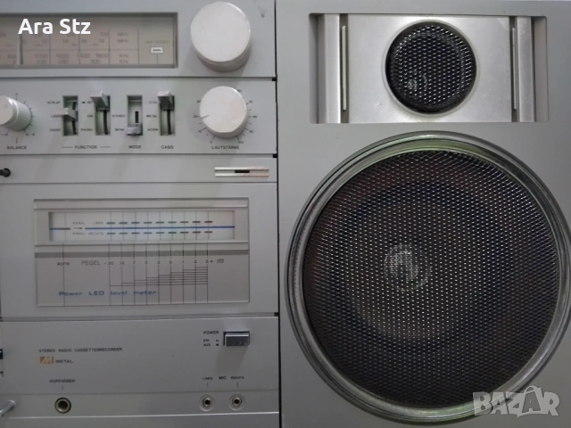 Продавам този красавец с изчистен дизайн , снимка 3 - Радиокасетофони, транзистори - 53850429