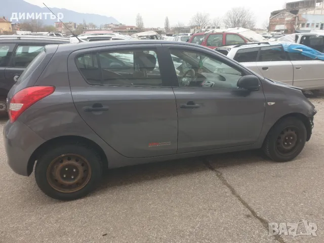 Hyunday i20 1.2i на части, снимка 12 - Автомобили и джипове - 49626025