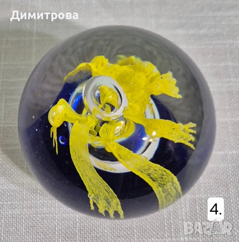 Завладяващи стъклени преспапиета , снимка 4 - Антикварни и старинни предмети - 52686243