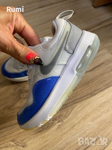 Оригинални детски маратонки Nike Air Max Motif! 28,5 н, снимка 1 - Детски маратонки - 45225781