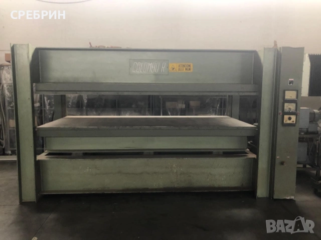 По заявка топла хидравлична преса с размери 3000 на 1300 