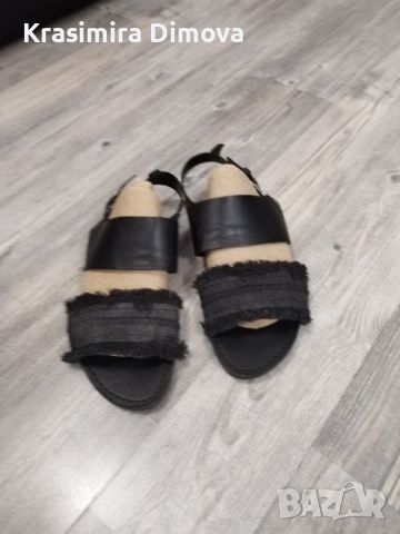 Сандали на H&M, снимка 1 - Детски сандали и чехли - 46111622