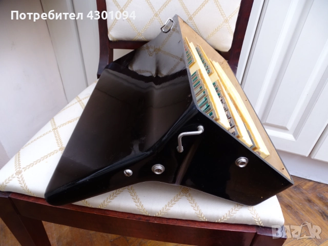 Корпус (клавиатура) с тарги за Акордеон Weltmeister Stella 80 баса, снимка 13 - Акордеони - 52379485