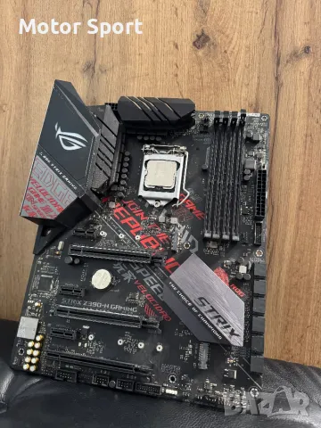 ASUS ROG STRIX Z390-H GAMING  , снимка 1 - Дънни платки - 48016165