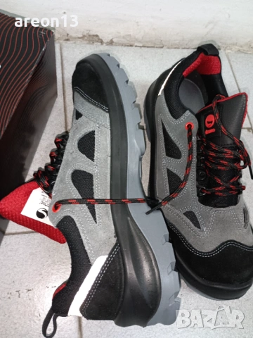 Работни обувки 44