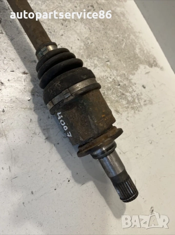 Заден ляв полуоска за Peugeot 4007 2.2 HDI (2009), снимка 3 - Части - 53645404